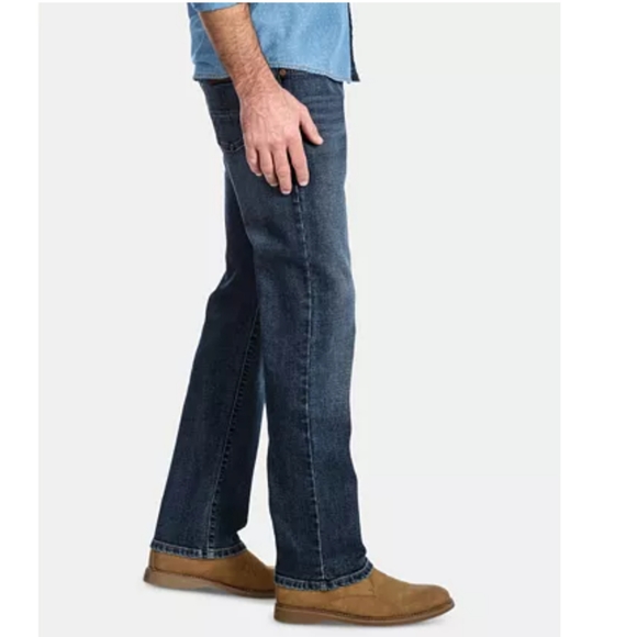 Wrangler - Slim Tapered Greensboro Jeans - Picture 2 of 5